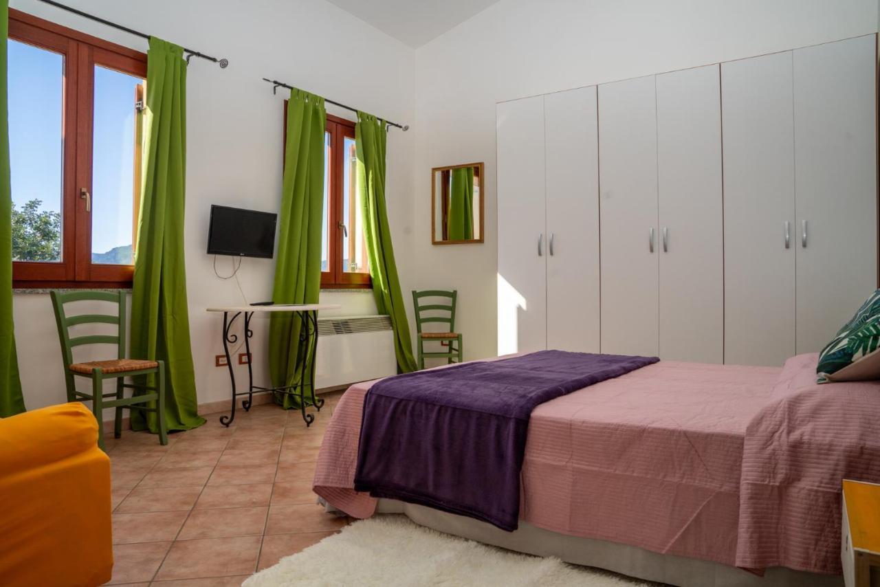 Nora Guesthouse Rooms And Villas Pula Exteriör bild