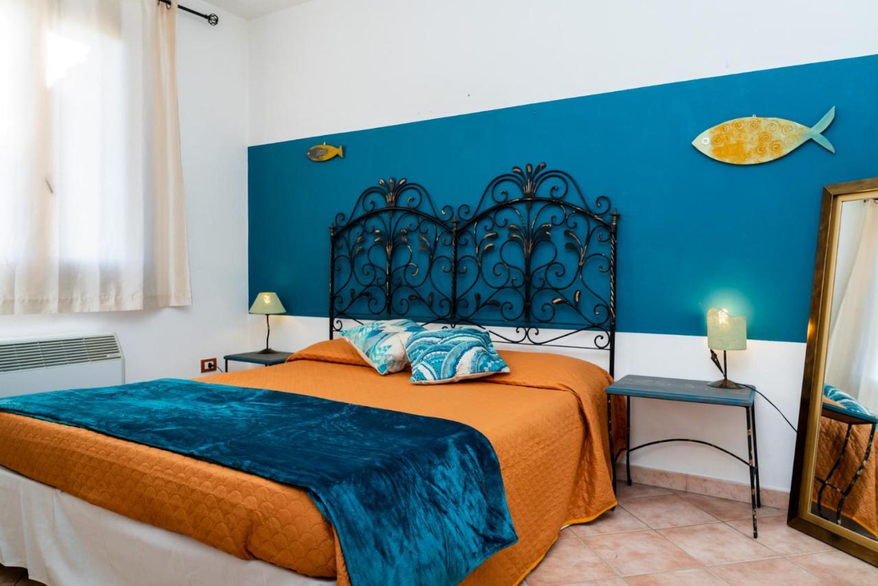 Nora Guesthouse Rooms And Villas Pula Exteriör bild